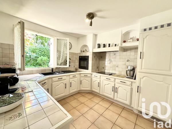 Maison à vendre 5 pièces 136 m² Saint-Raphaël