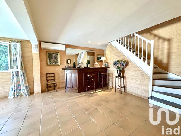Maison à vendre 5 pièces 136 m² Saint-Raphaël