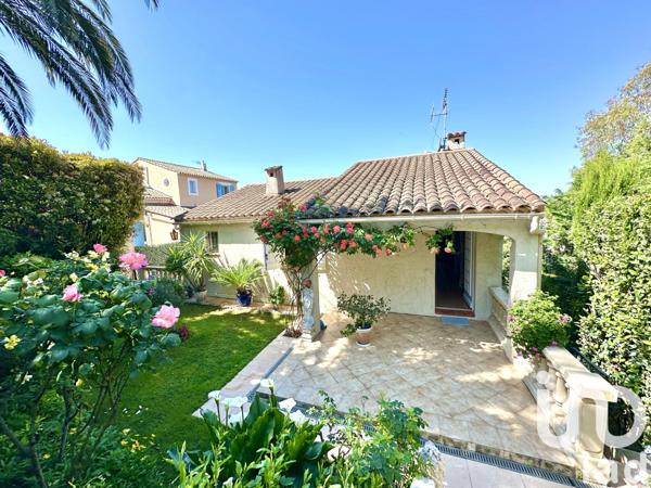 Maison à vendre 5 pièces 136 m² Saint-Raphaël