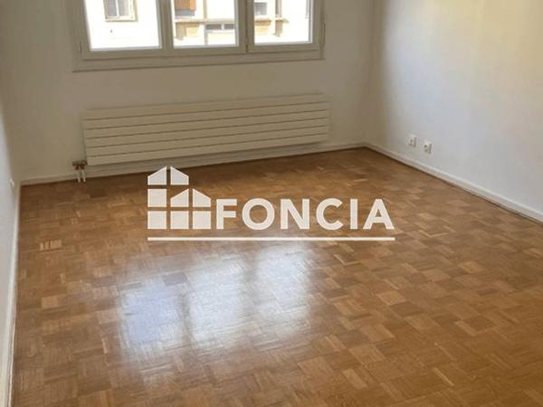 Location Appartement 2 pièces 55 m² - 13 RUE DE VERDUN Aix Les Bains 73100