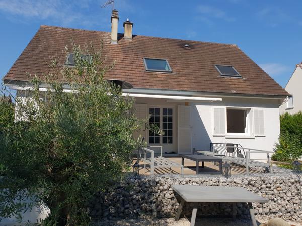 Lacroix-Saint-Ouen (60610) Maison traditionnelle