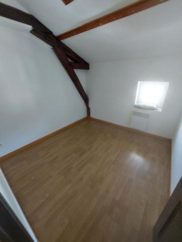 Appartement à louer Mont de Marsan T2 bis vide en duplex quartier médiathèque