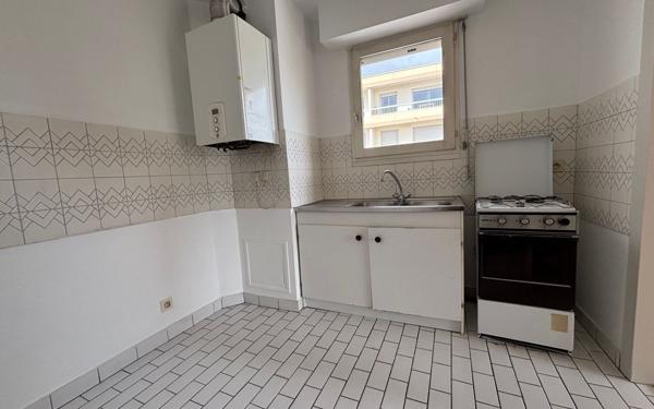 Appartement à louer    3 pièces •  Dax