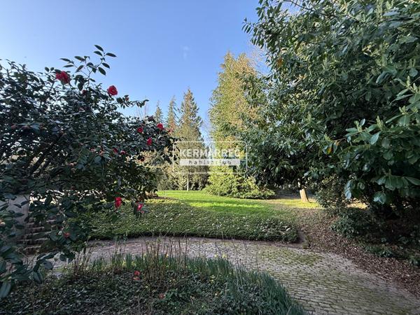 Maison 10 pièces – 356 m² environ à Saint-Grégoire (ref : 32783)