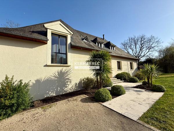 Maison 10 pièces – 356 m² environ à Saint-Grégoire (ref : 32783)