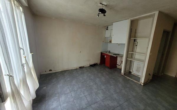 Appartement à vendre    1 pièce • 21,68 m2 Avignon
