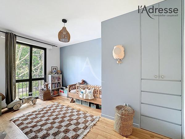 SAINT-CLOUD/Les Milons - Magnifique 4 pièces avec balcon et cave