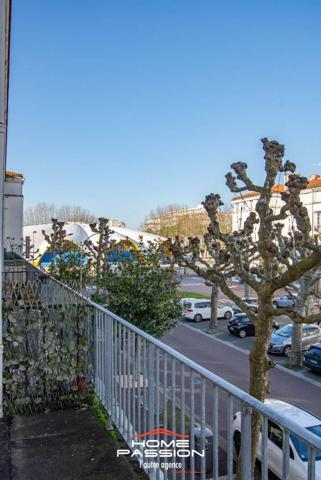 ROYAN  PLEIN CUR DE VILLE - APPARTEMENT T3