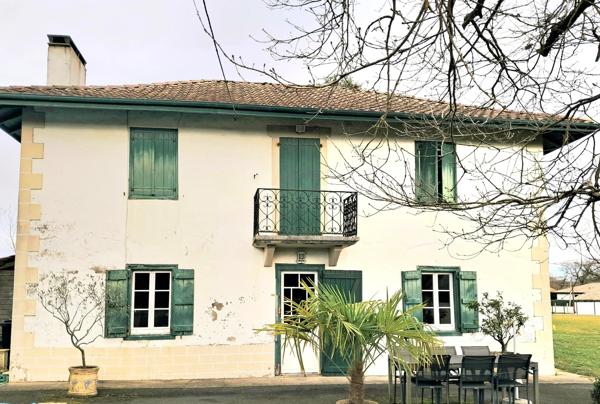 Maison à vendre VILLEFRANQUE 6 pièce(s) 103m2 463 000€