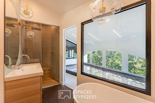 Duplex contemporain avec balcon dans un ancien hôtel particulier, aux portes de l’Île Seguin