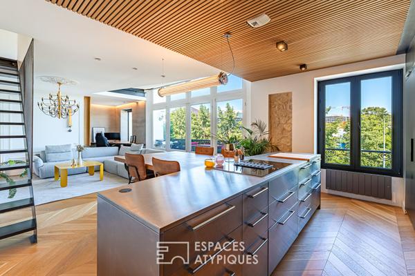 Duplex contemporain avec balcon dans un ancien hôtel particulier, aux portes de l’Île Seguin