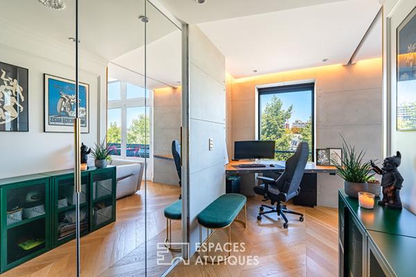 Duplex contemporain avec balcon dans un ancien hôtel particulier, aux portes de l’Île Seguin