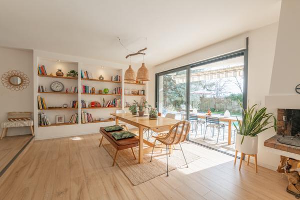 Roquefort-les-Pins (06330) VILLA ENSOLEILLÉE AVEC PISCINE - 150 M²