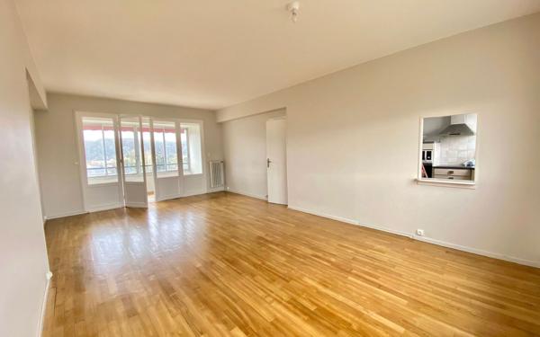 Appartement à louer    4 pièces •  Périgueux