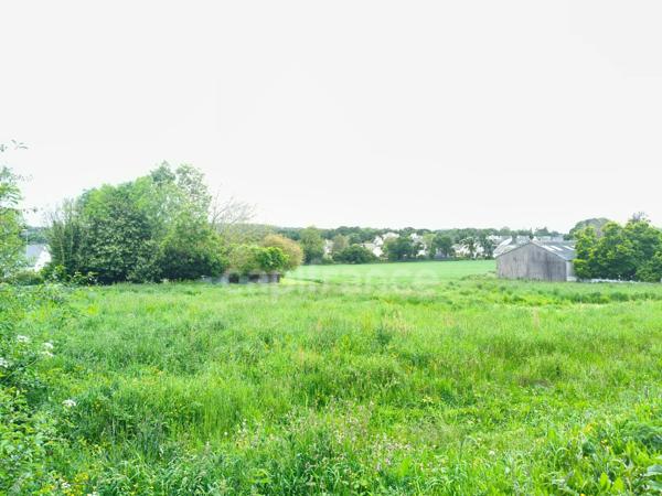 Terrain à vendre CARHAIX PLOUGUER (29)