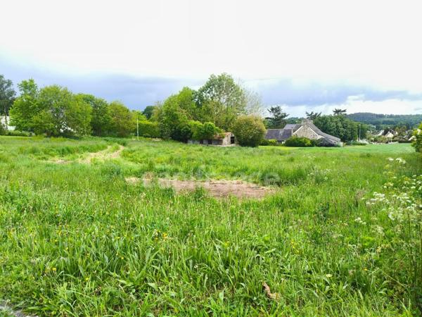 Terrain à vendre CARHAIX PLOUGUER (29)