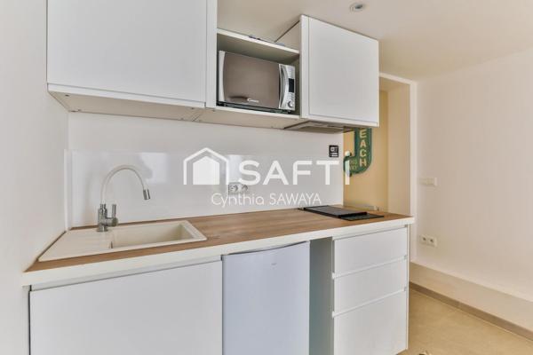 Maison de ville complètement rénovée et très bien située en ville d’été!