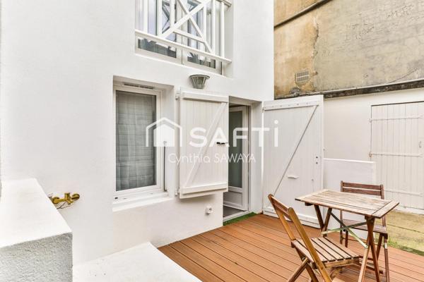 Maison de ville complètement rénovée et très bien située en ville d’été!