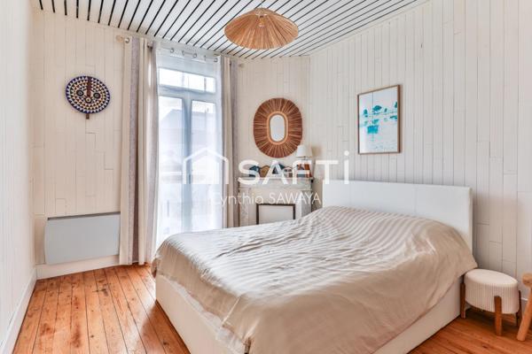 Maison de ville complètement rénovée et très bien située en ville d’été!