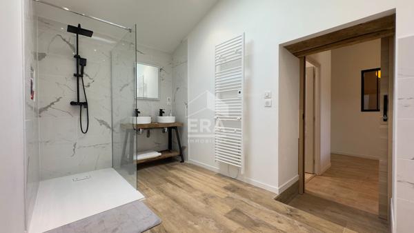 Charme et authenticité : superbe ferme rénovée avec grand terrain