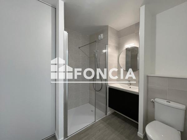 Location Appartement 2 pièces 39.96 m² - Laval 53000