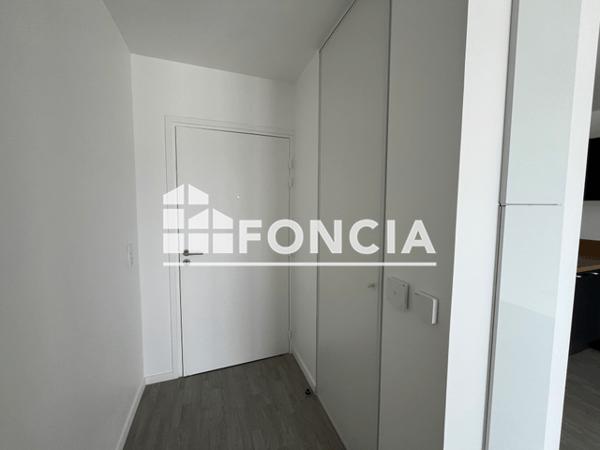 Location Appartement 2 pièces 39.96 m² - Laval 53000