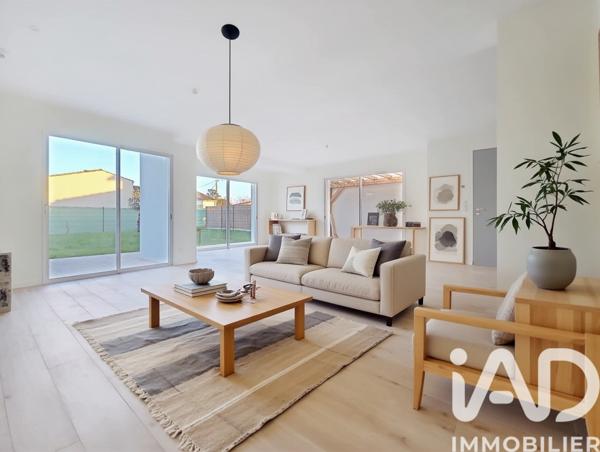 Maison à vendre 5 pièces 117 m² Saint-Palais-sur-Mer