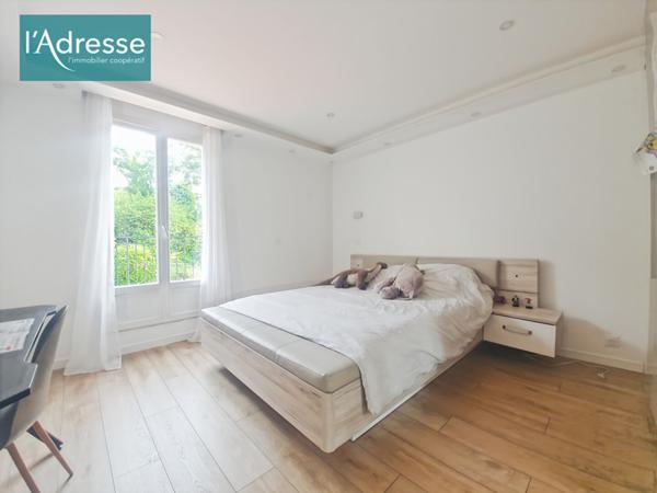 Maison Meulan En Yvelines 263 m², sous sol total, 1500 m² de parcelle