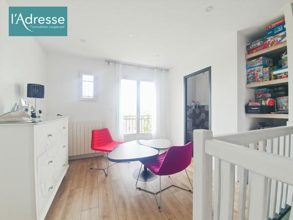 Maison Meulan En Yvelines 263 m², sous sol total, 1500 m² de parcelle