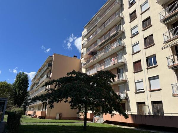 T3 meublé Bourgoin Centre