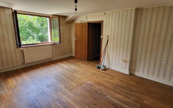 Maison à vendre    3 pièces • 94 m2 Condat-sur-Vienne