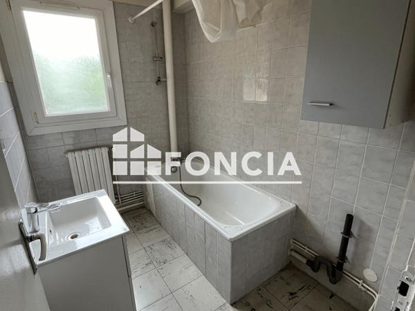 Location Appartement 2 pièces 44.28 m² - 4 H rue Louis Pergaud Besançon 25000