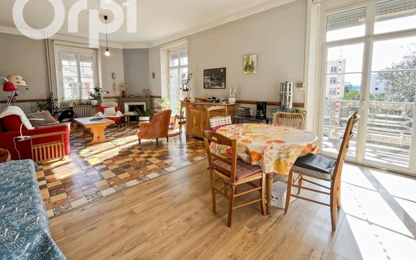 Maison à vendre    7 pièces • 193 m2 Aubenas