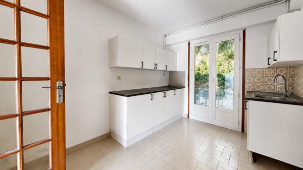 Appartement à vendre 288 200 € Cagnes-sur-Mer 3 p 82,9 m² DPE C