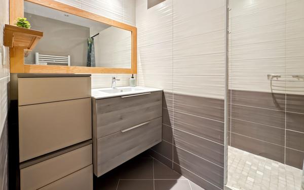 Appartement à vendre    3 pièces • 69,26 m2 Fréjus