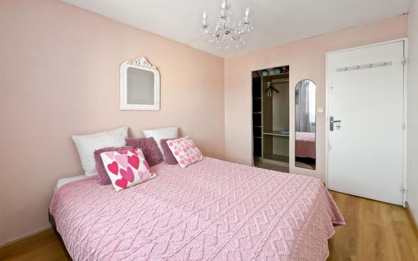 Appartement à vendre    3 pièces • 69,26 m2 Fréjus