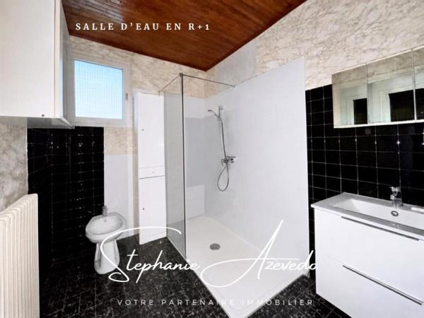 Vente / Maison avec dépendance à Nîmes (30900)