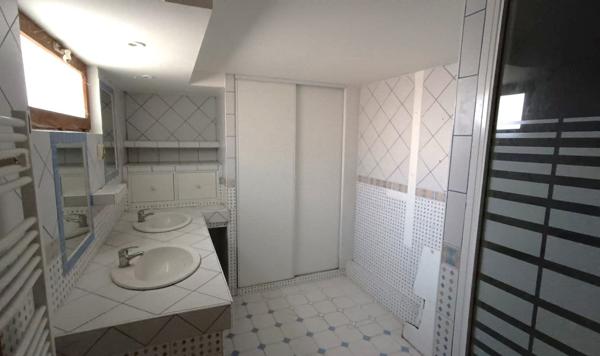 Maison 5 pièces - 136 m² Exclusivité efficity