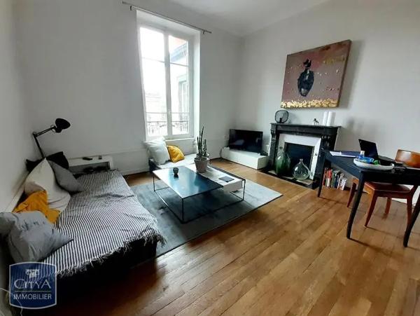 Appartement à louer 2 pièces 57.24m² Clermont-Ferrand (63000)