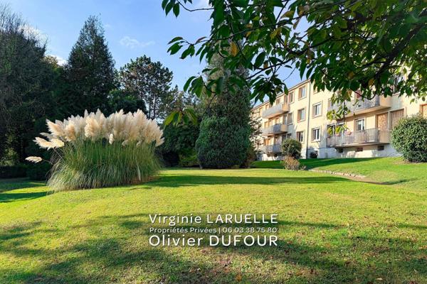 ROUEN Appartement avec balcon 2 chambres cave et place parking + garage