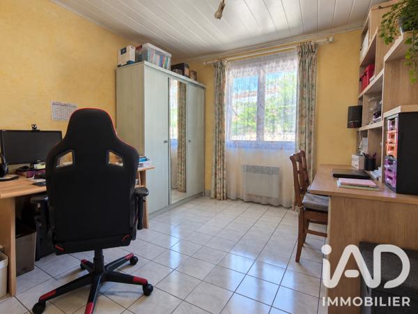 Maison à vendre 5 pièces 127 m² Saint-Germain-Laprade