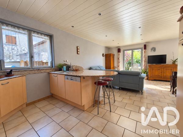 Maison à vendre 5 pièces 127 m² Saint-Germain-Laprade