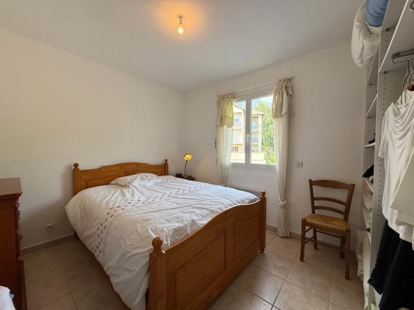 Appartement à vendre 3 pièces terrasse et grand garage (05)