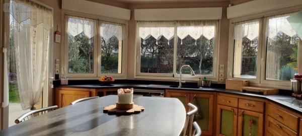 Maison à vendre à Saint-Cyr-sur-Loire dans l'Indre-et-Loire (37540), ref : 37007-2770