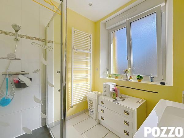 Appartement - T4 - 3 chambres - 1er étage - garage - 2 parkings - Saint-Lo SAINT LO