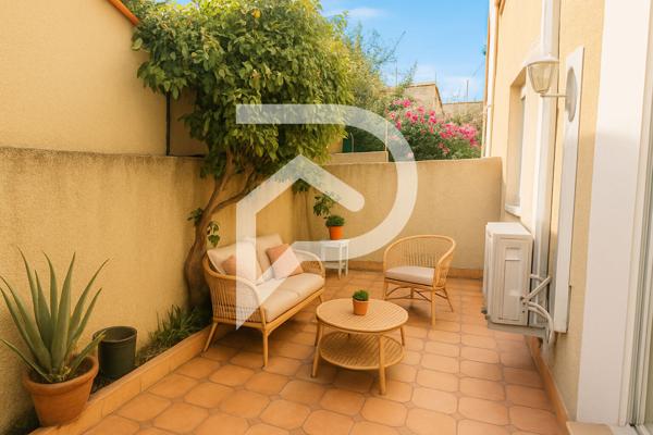 Appartement de plain pied , 2 places de parking