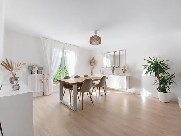 Maison 4 pièces - 75 m² Exclusivité efficity