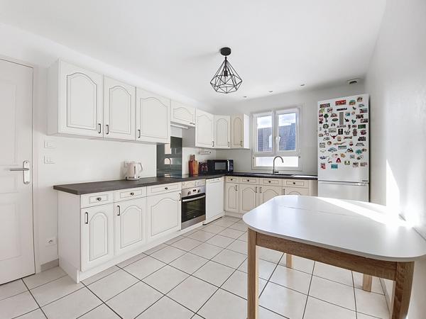 Maison 4 pièces - 75 m² Exclusivité efficity