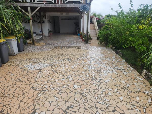 Maison à vendre 1 pièces ROURA (973)