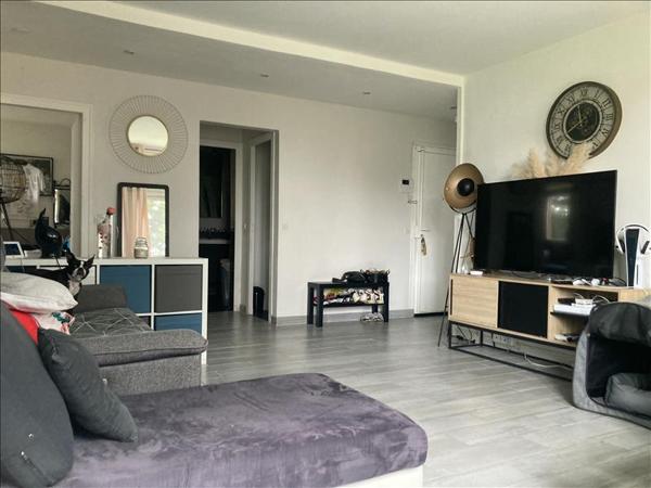 Appartement à vendre |  Les Clayes-sous-Bois |  3 pièces | 65 m²